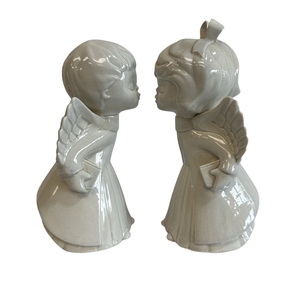 Vintage Ceramic Kissing Angel Figurines Boy Girl Pair Ivory Cream 7"